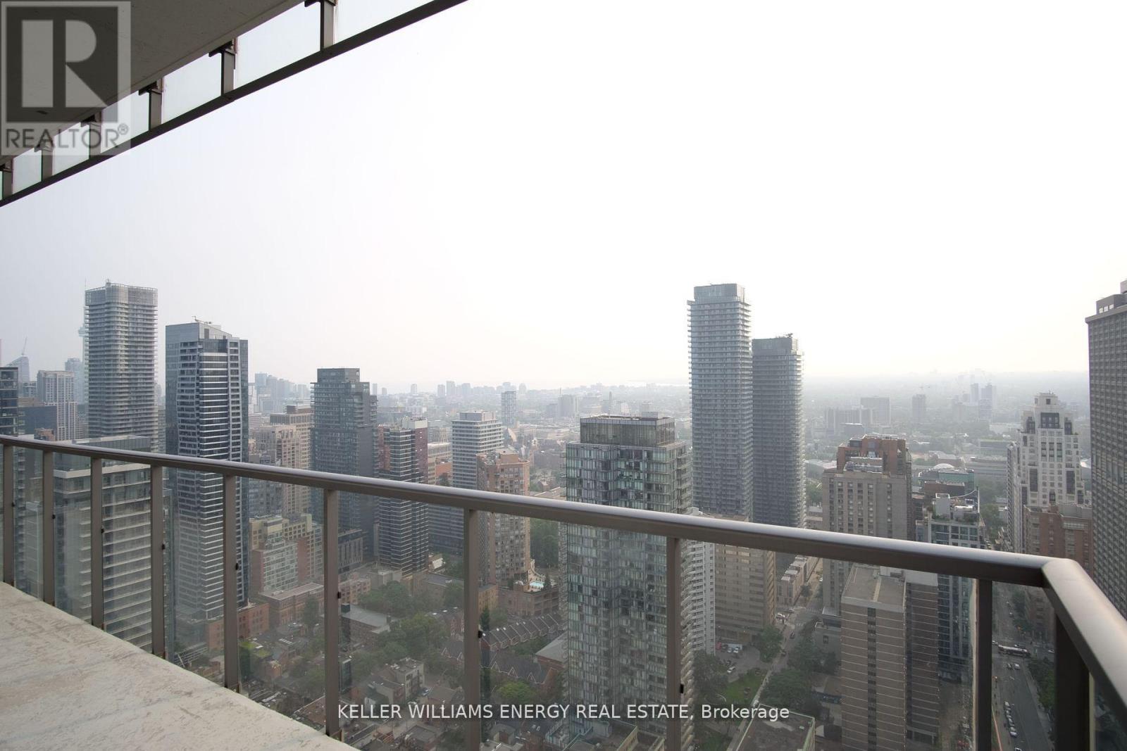 4305 - 33 Charles Street E, Toronto, Ontario  M4Y 0A2 - Photo 17 - C12432835