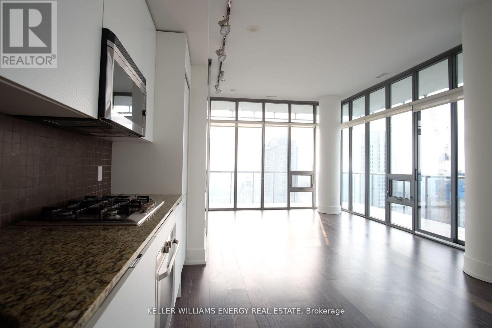 4305 - 33 Charles Street E, Toronto, Ontario  M4Y 0A2 - Photo 5 - C12432835