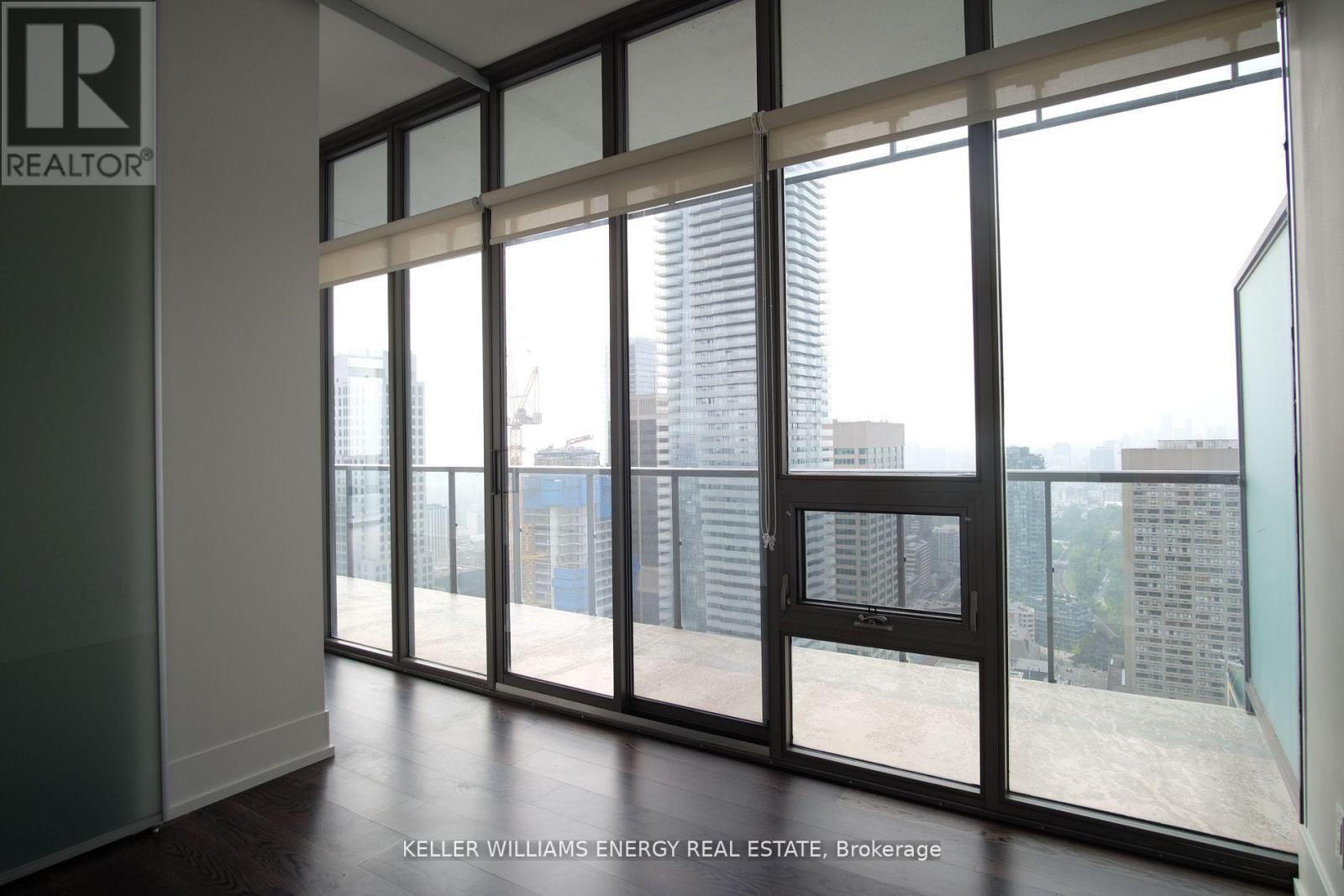 4305 - 33 Charles Street E, Toronto, Ontario  M4Y 0A2 - Photo 7 - C12432835