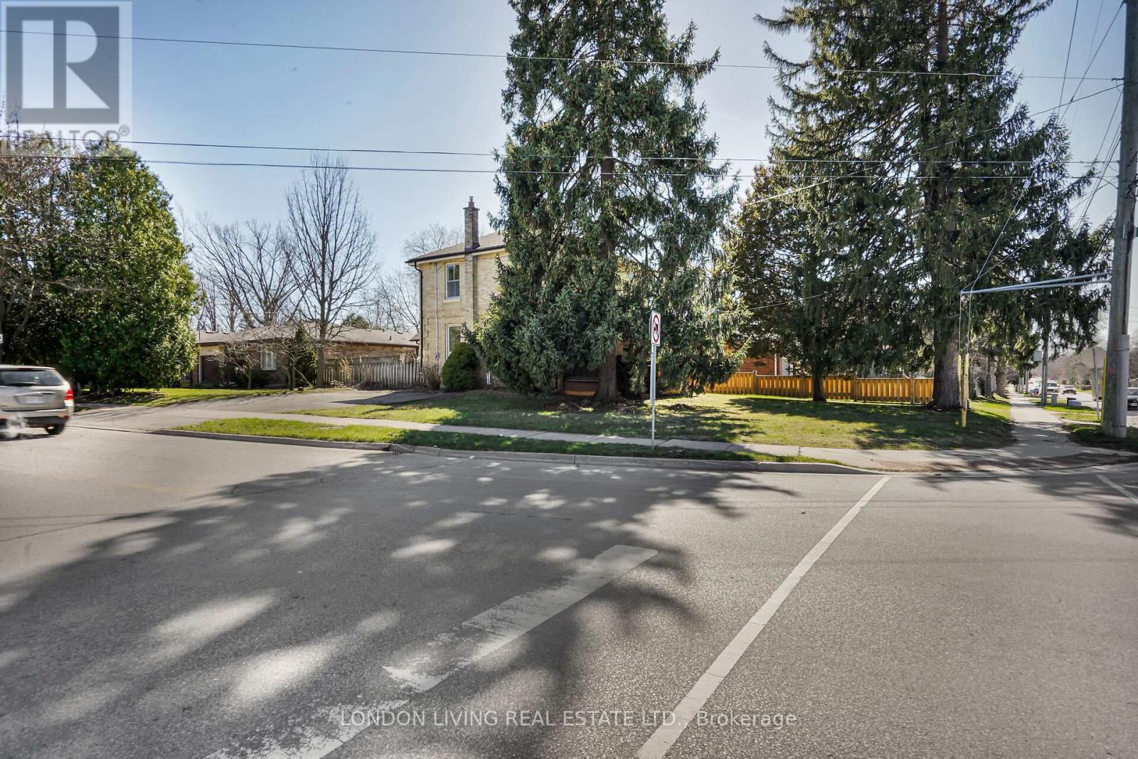 503 Baseline Road E, London South, Ontario  N6C 2P8 - Photo 6 - X12432876