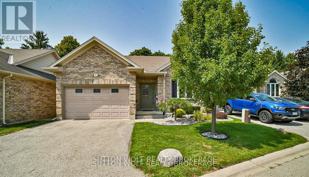 42 - 375 Scott Street E, Strathroy-Caradoc, Ontario  N7G 4G7 - Photo 1 - X12432879
