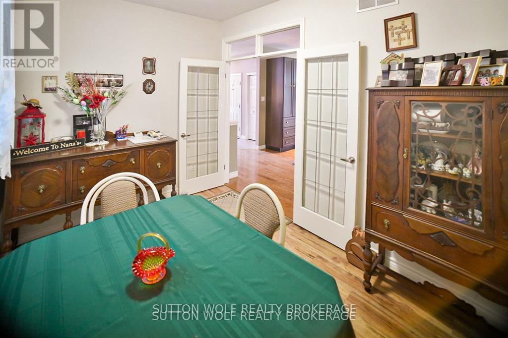 42 - 375 Scott Street E, Strathroy-Caradoc, Ontario  N7G 4G7 - Photo 21 - X12432879