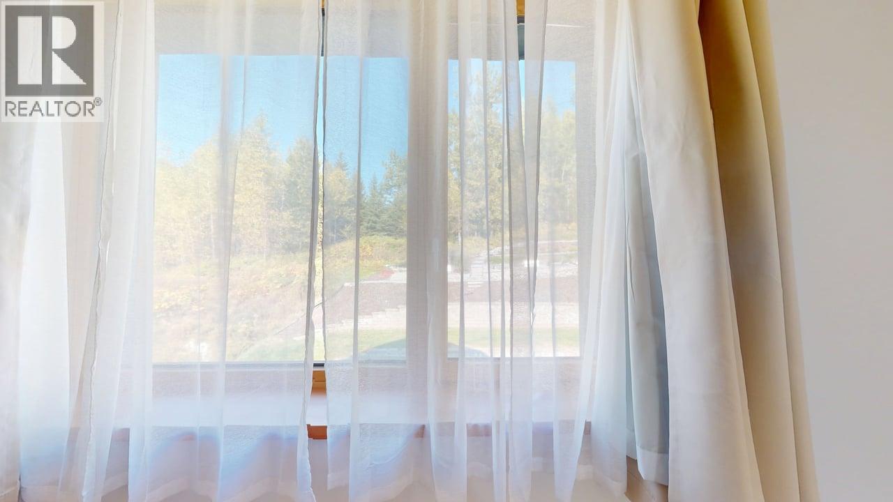 1006 Silvertip Road, Rossland, British Columbia  V0G 1Y0 - Photo 60 - 10363923