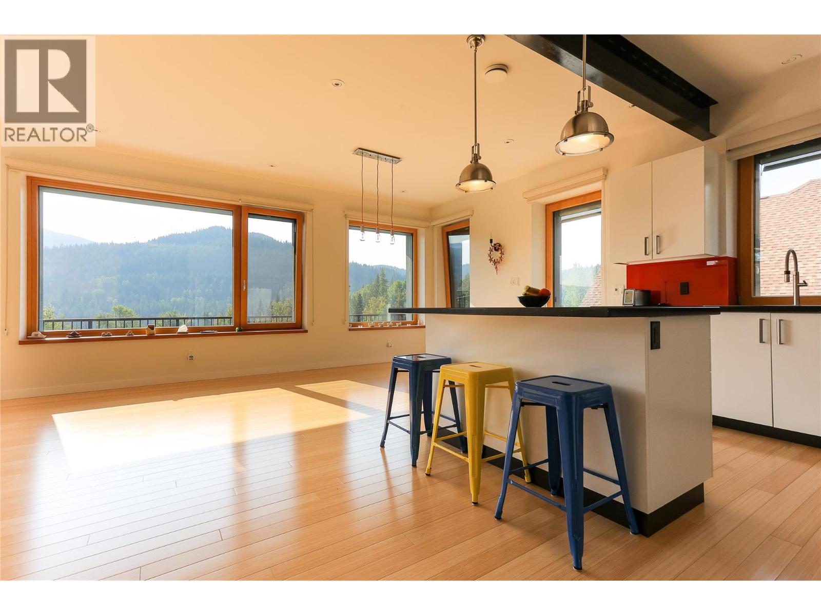 1006 Silvertip Road, Rossland, British Columbia  V0G 1Y0 - Photo 28 - 10363923