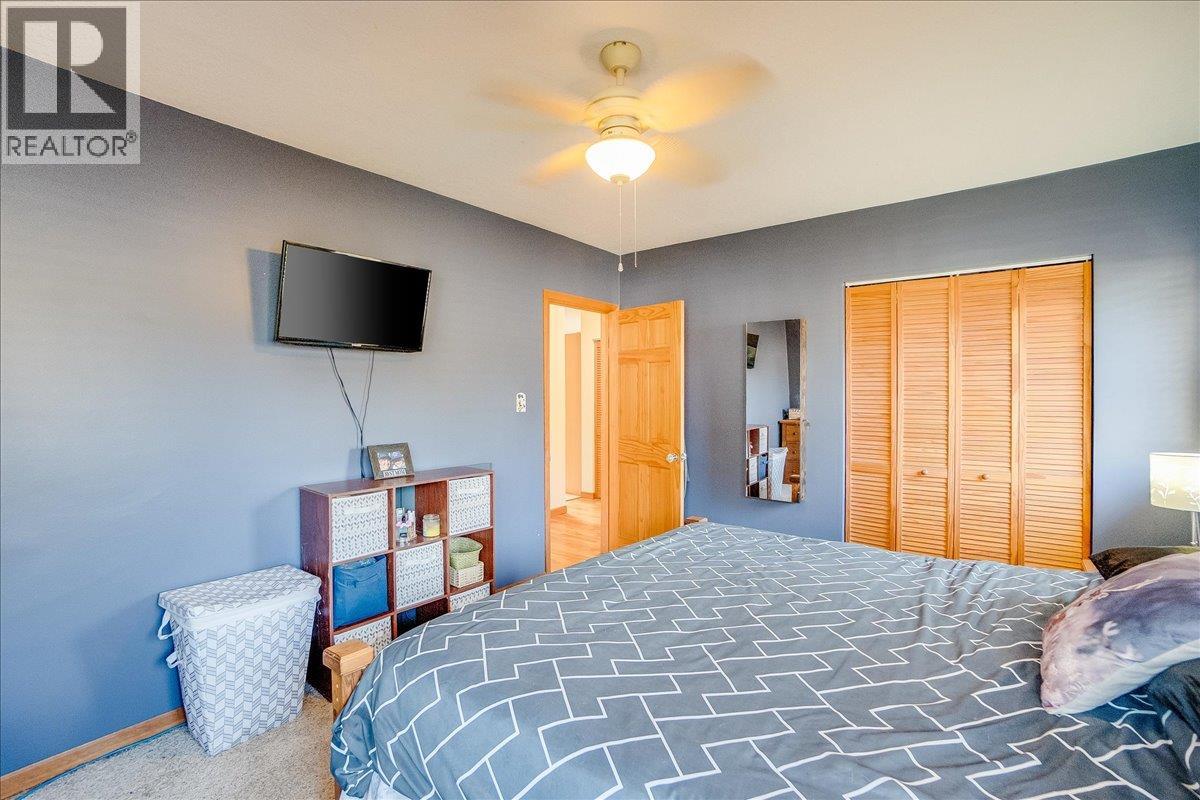 295 9th Avenue, Montrose, British Columbia  V0G 1P0 - Photo 43 - 10364151