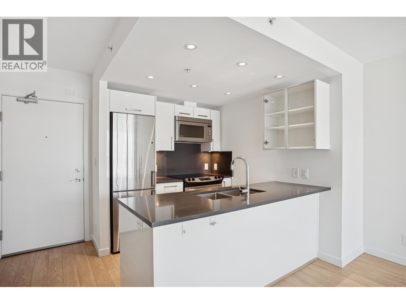 653 955 E Hastings Street, Vancouver, British Columbia  V6A 0G8 - Photo 3 - R3053185