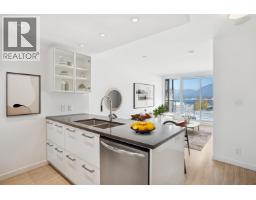 653 955 E HASTINGS STREET, Vancouver, British Columbia