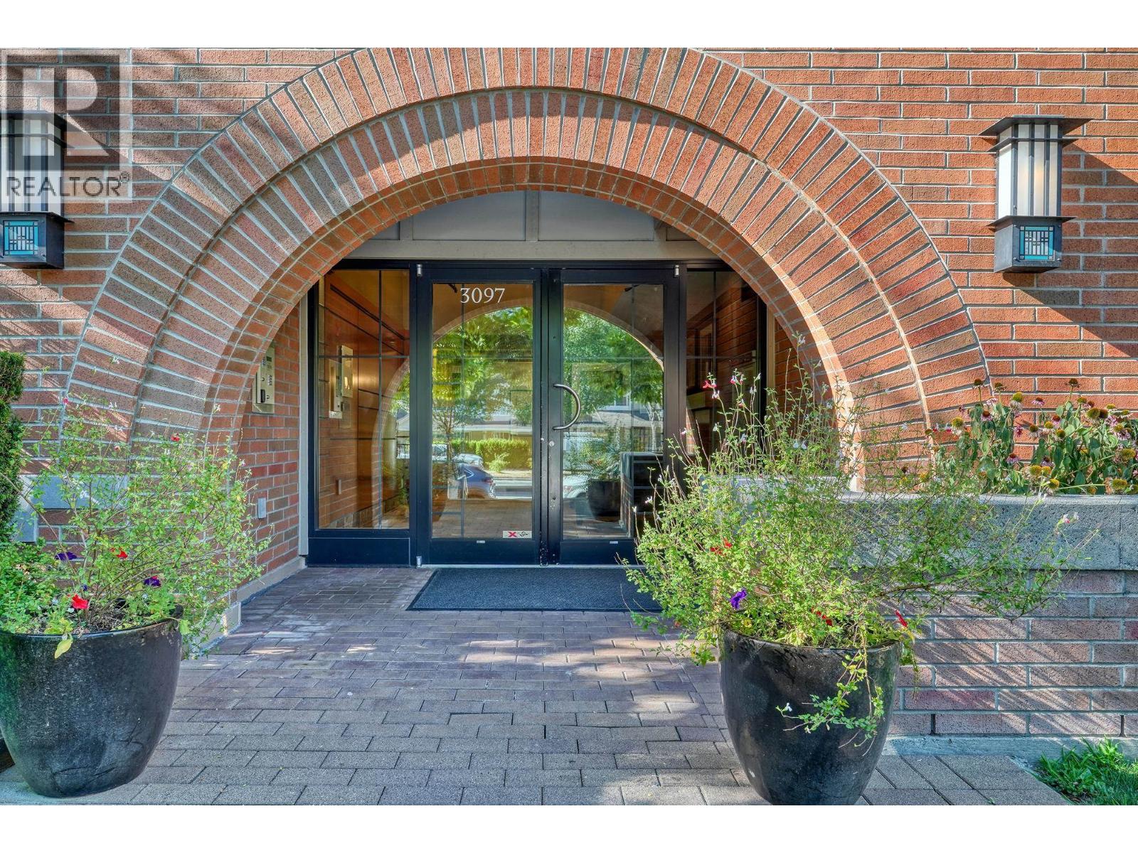 204 3097 Lincoln Avenue, Coquitlam, British Columbia  V3B 0E3 - Photo 1 - R3053188