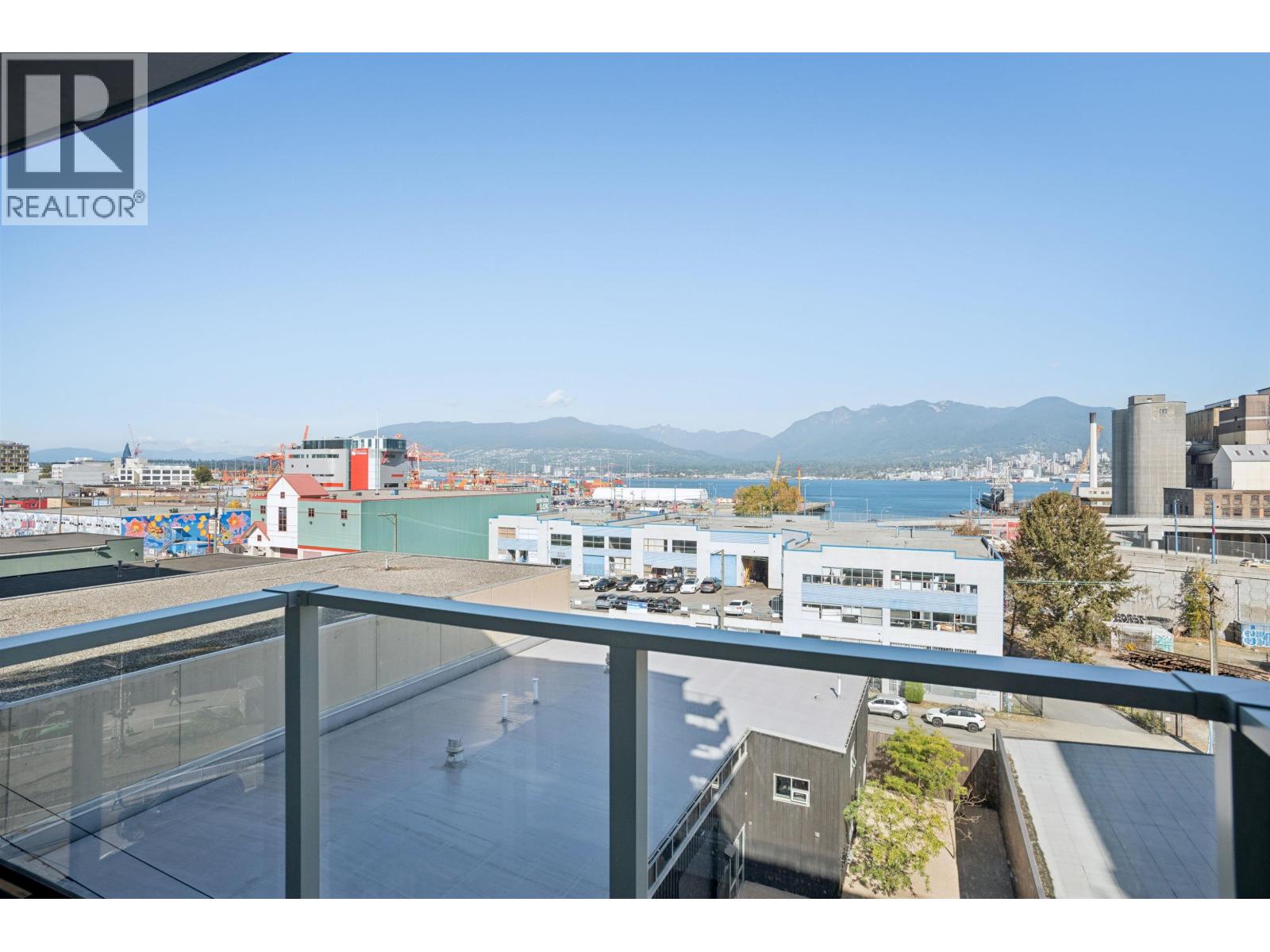 554 955 E Hastings Street, Vancouver, British Columbia  V6A 0G8 - Photo 7 - R3053205