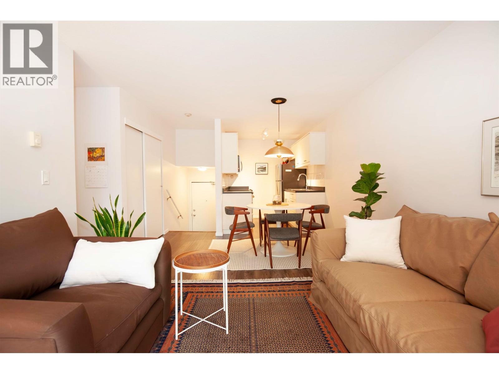 403 2045 FRANKLIN STREET, Vancouver, British Columbia