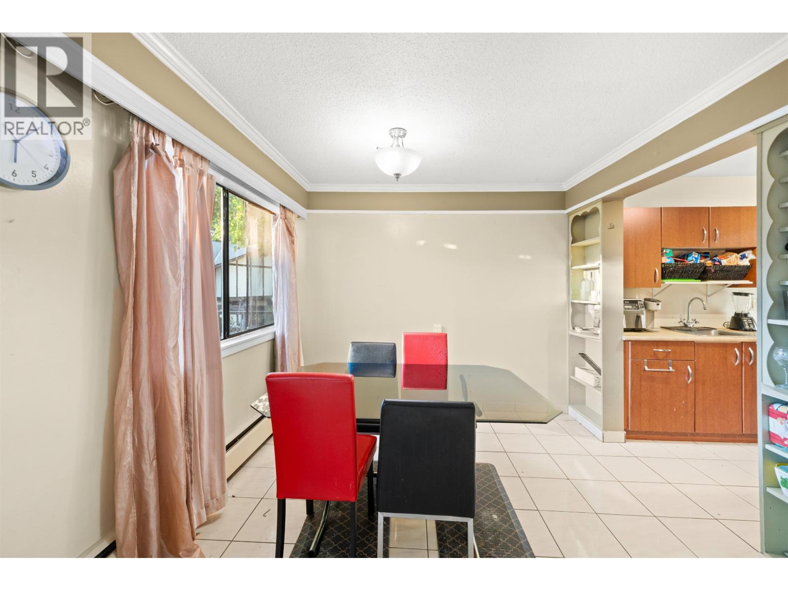 8985 Horne Street, Burnaby, British Columbia  V3N 4J8 - Photo 7 - R3053231