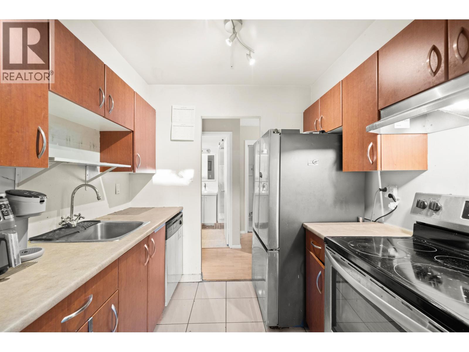 8985 Horne Street, Burnaby, British Columbia  V3N 4J8 - Photo 8 - R3053231