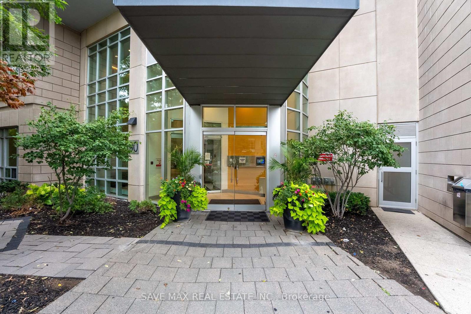 1907 - 90 Absolute Avenue, Mississauga, Ontario  L4Z 0A3 - Photo 4 - W12432722