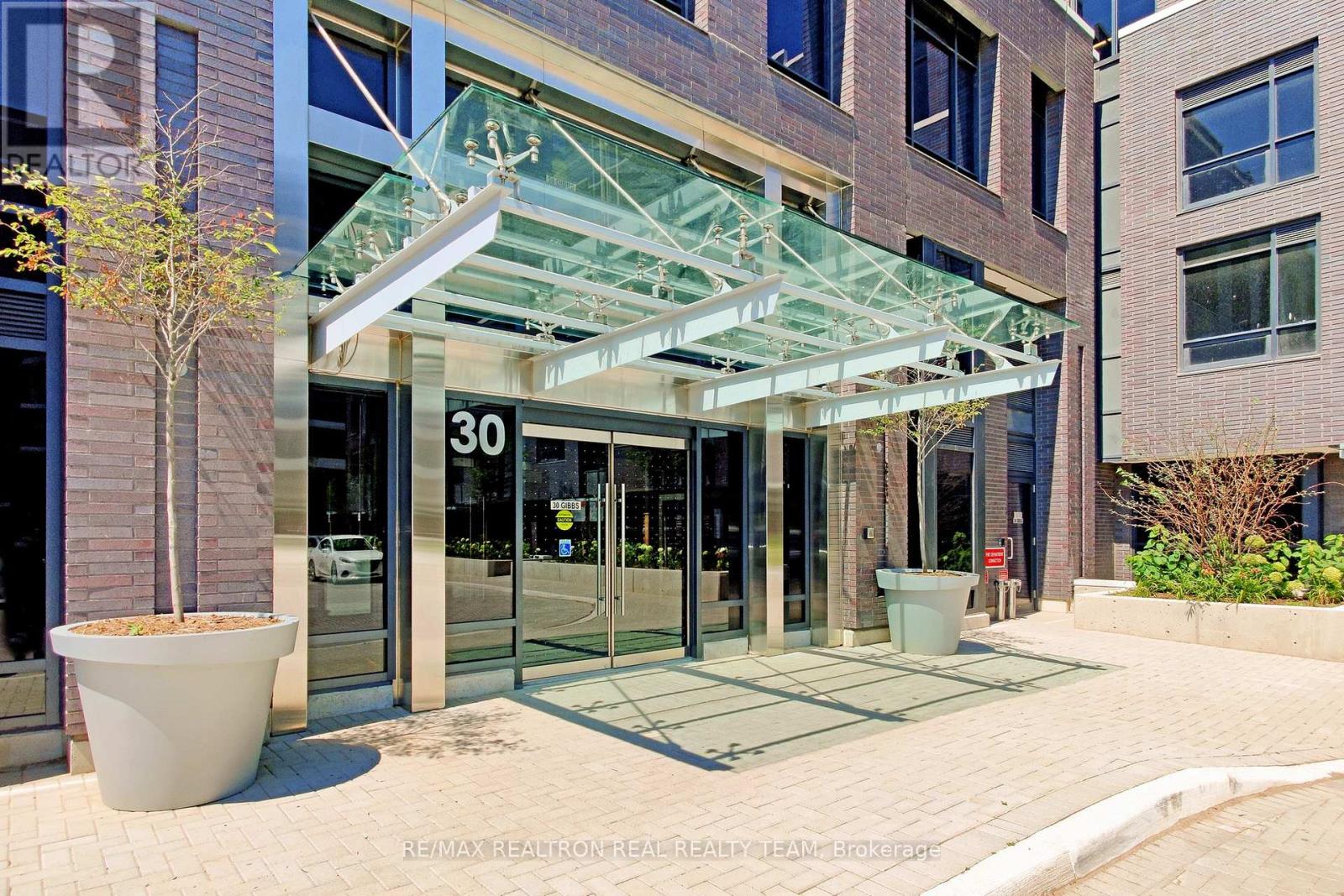 1308 - 30 Gibbs Road, Toronto, Ontario  M9B 0E4 - Photo 3 - W12432742