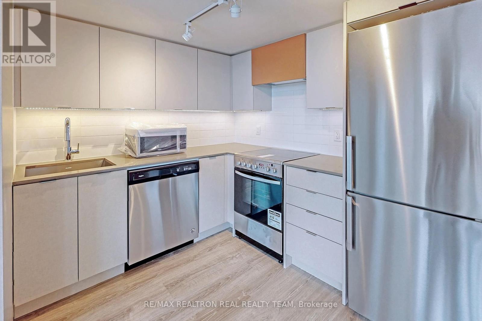 1308 - 30 Gibbs Road, Toronto, Ontario  M9B 0E4 - Photo 9 - W12432742