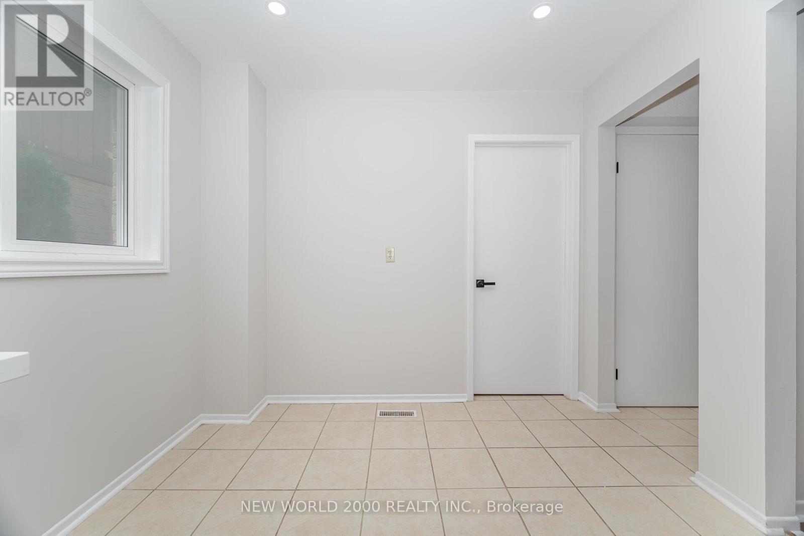 7221 Danton Promenade, Mississauga, Ontario  L5N 5C5 - Photo 14 - W12432751