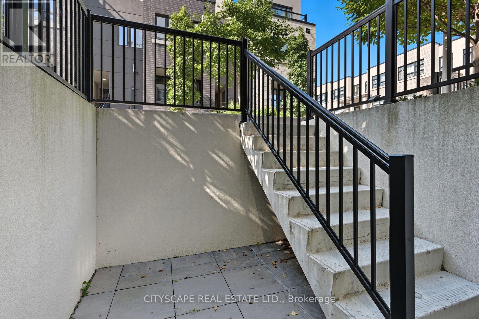 818 - 1133 Cooke Boulevard, Burlington, Ontario  L7T 0C3 - Photo 16 - W12432753