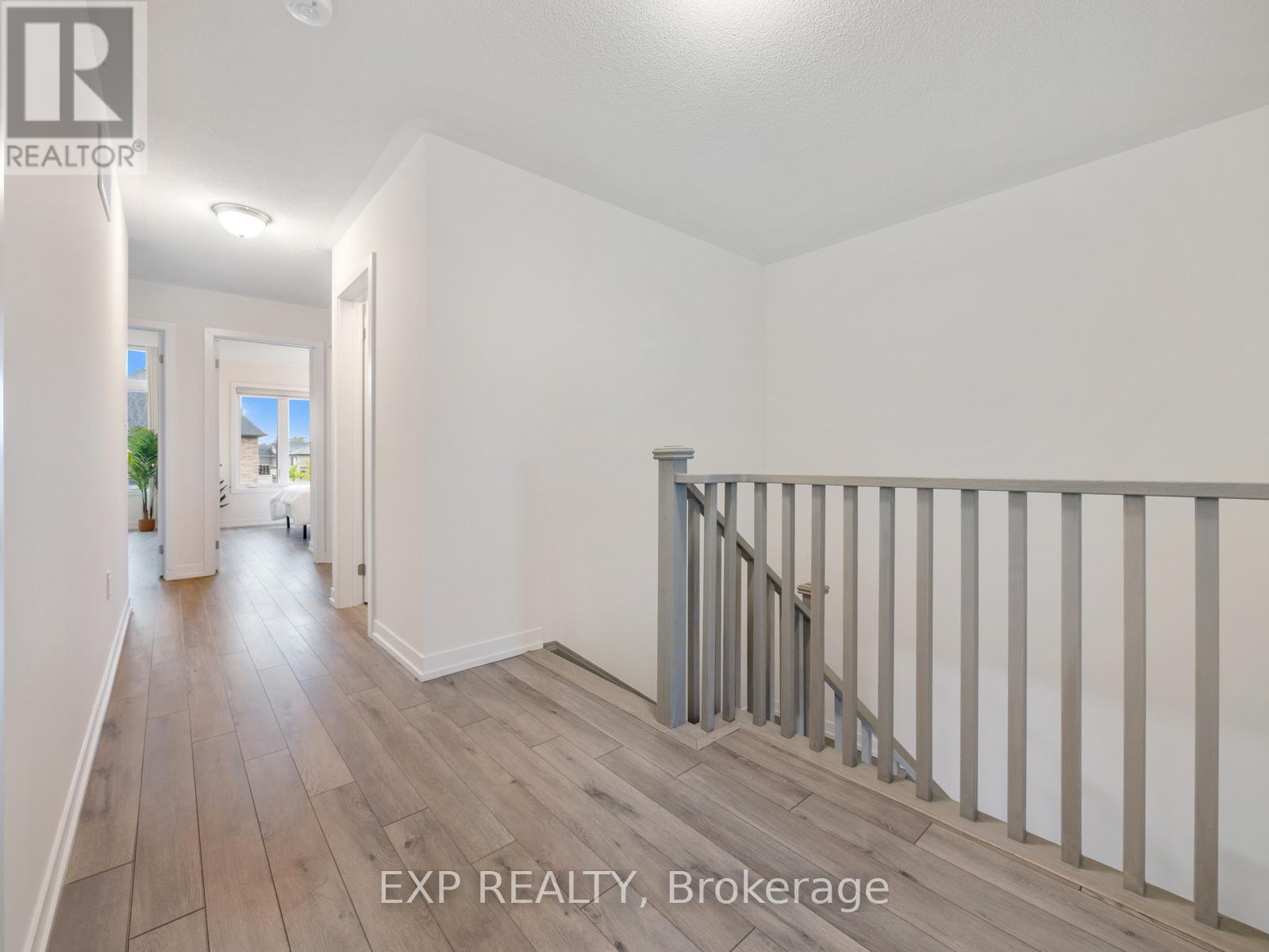 1476 Rose Way, Milton, Ontario  L9T 7E7 - Photo 16 - W12432756