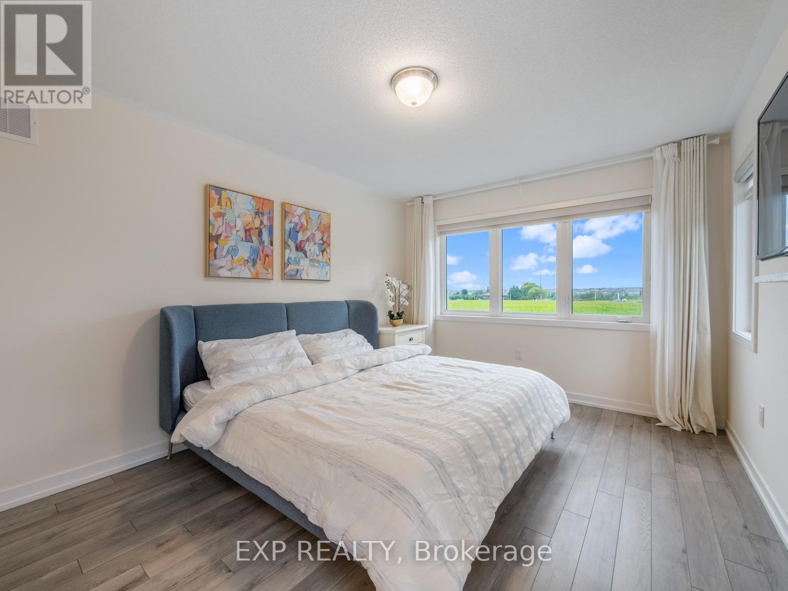 1476 Rose Way, Milton, Ontario  L9T 7E7 - Photo 17 - W12432756