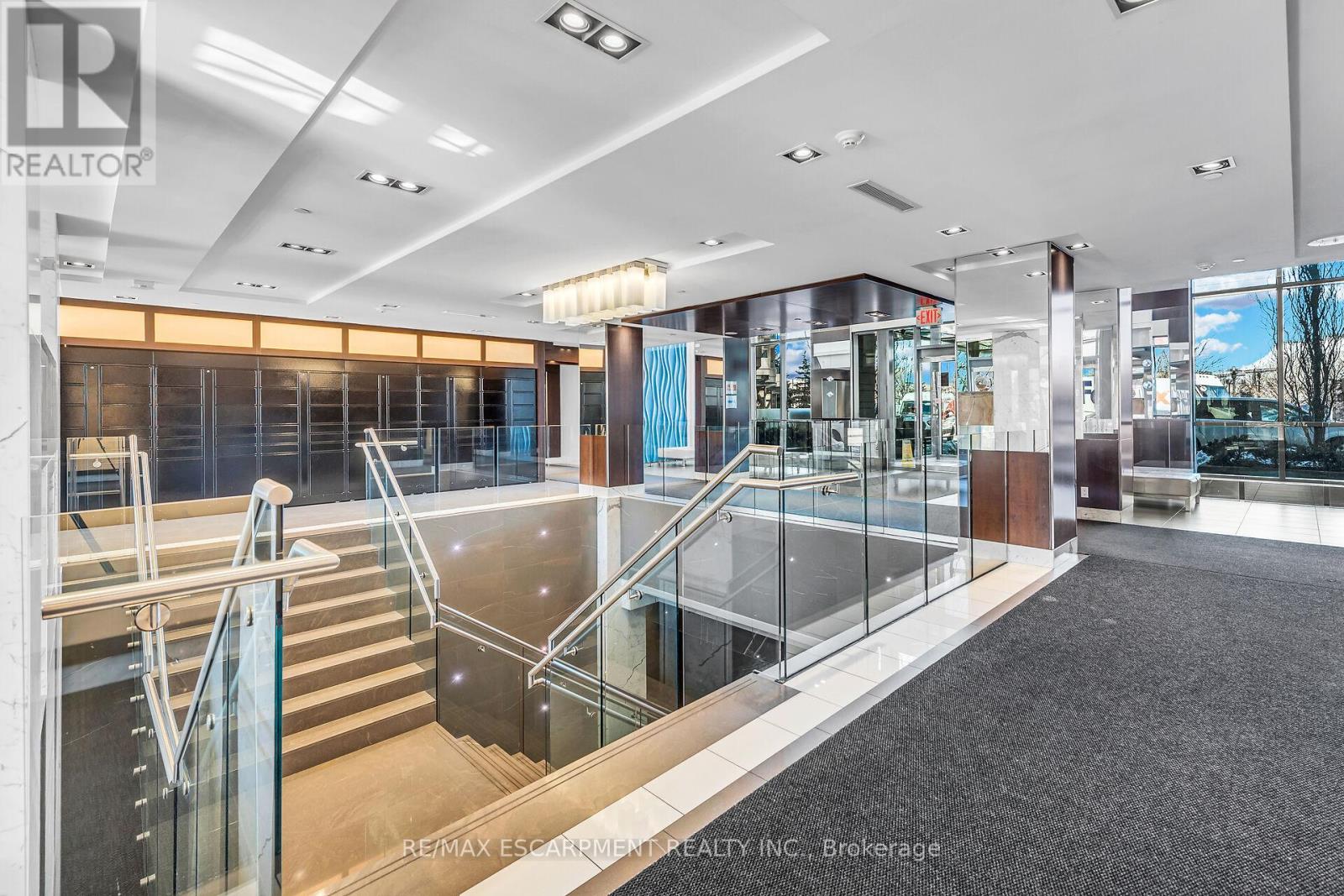 2905 - 225 Sherway Gardens Road, Toronto, Ontario  M9C 0A3 - Photo 4 - W12432765