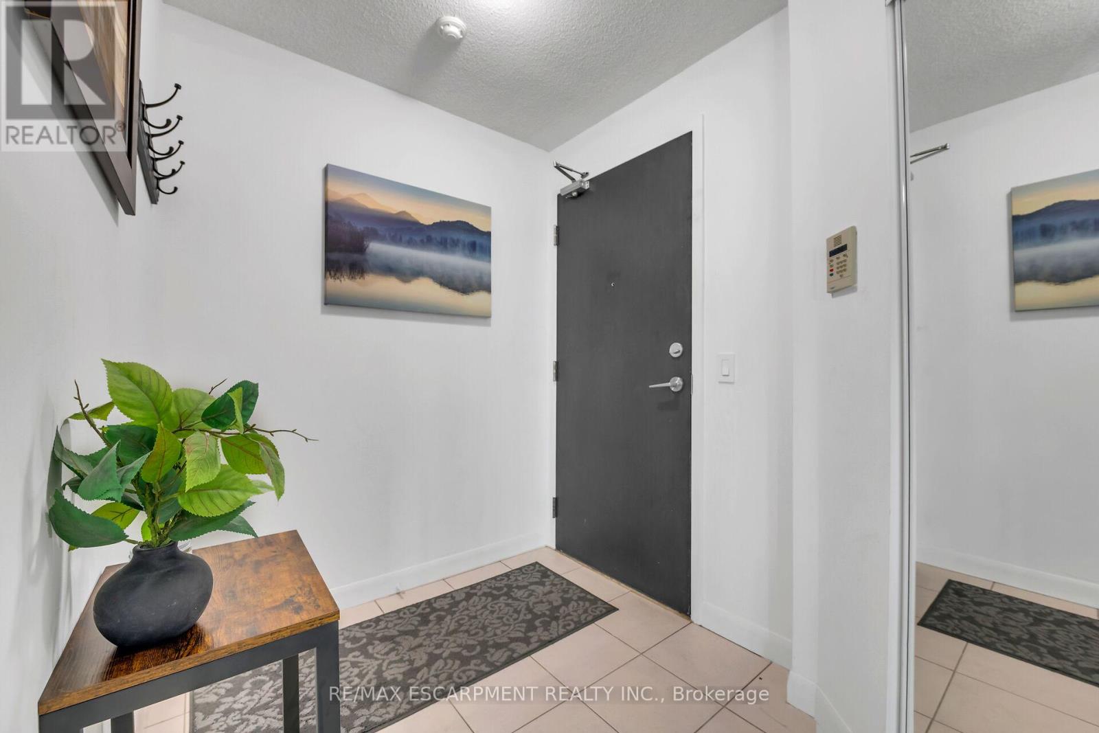 2905 - 225 Sherway Gardens Road, Toronto, Ontario  M9C 0A3 - Photo 7 - W12432765