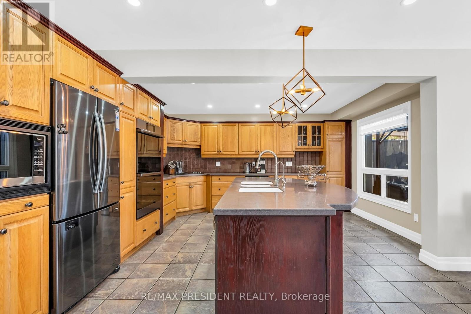 6200 Osprey Boulevard, Mississauga, Ontario  L5N 5W4 - Photo 15 - W12432767