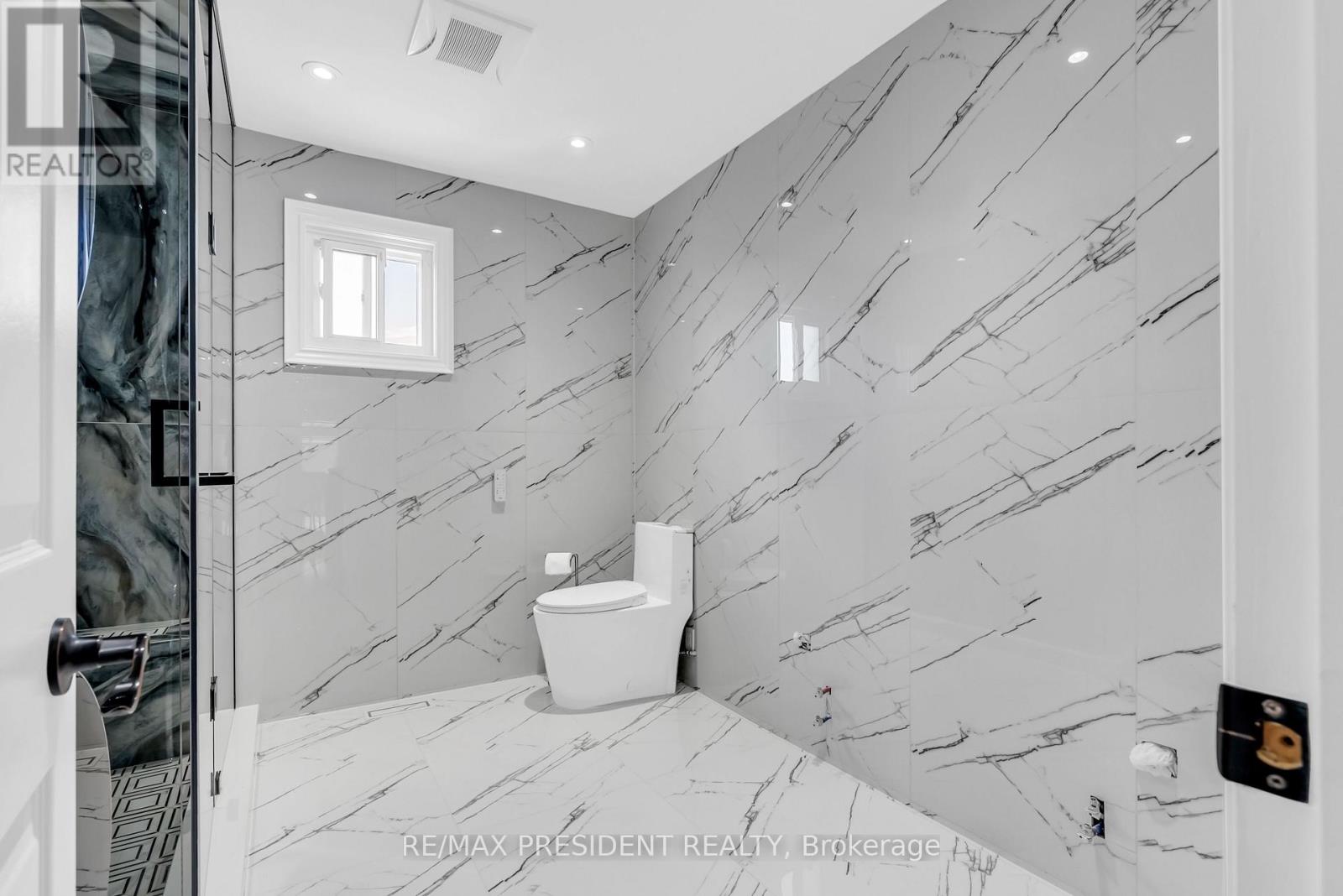 6200 Osprey Boulevard, Mississauga, Ontario  L5N 5W4 - Photo 40 - W12432767