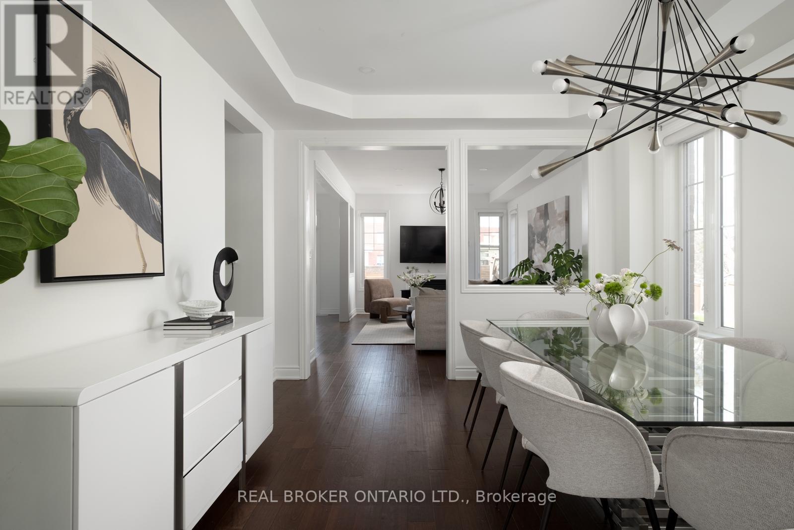 40 Divinity Circle, Brampton, Ontario  L7A 3Y3 - Photo 11 - W12432781