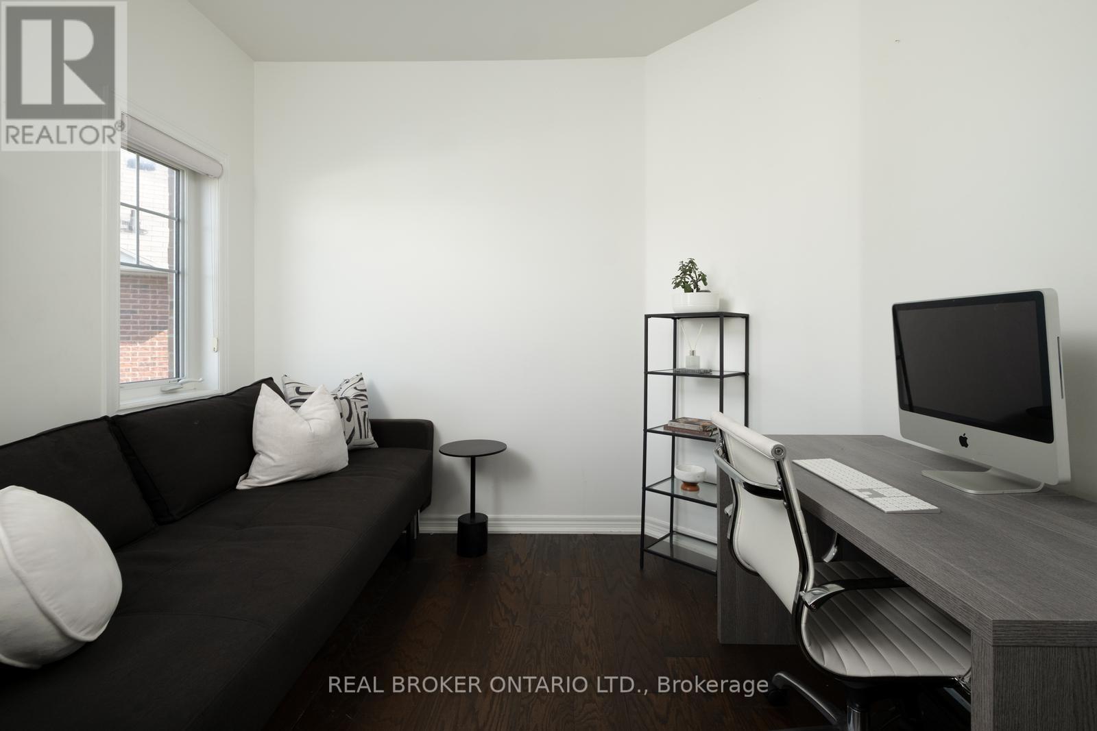 40 Divinity Circle, Brampton, Ontario  L7A 3Y3 - Photo 20 - W12432781