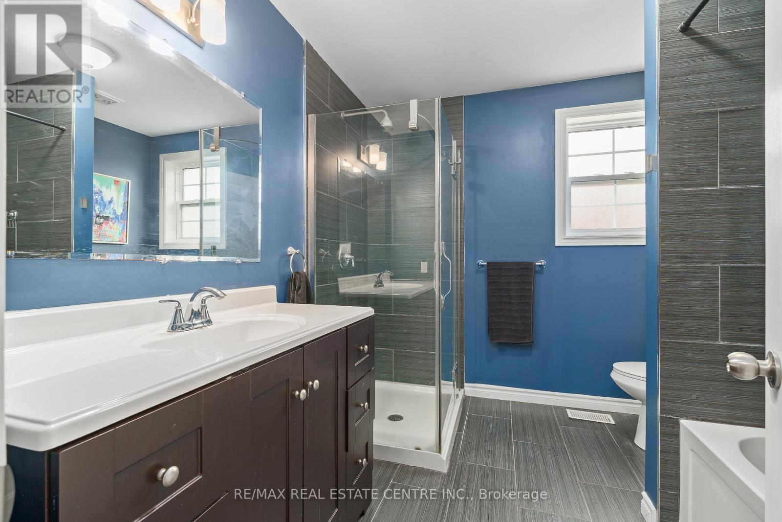 128-130 Main Street S, Halton Hills, Ontario  L7G 3E6 - Photo 23 - W12432785