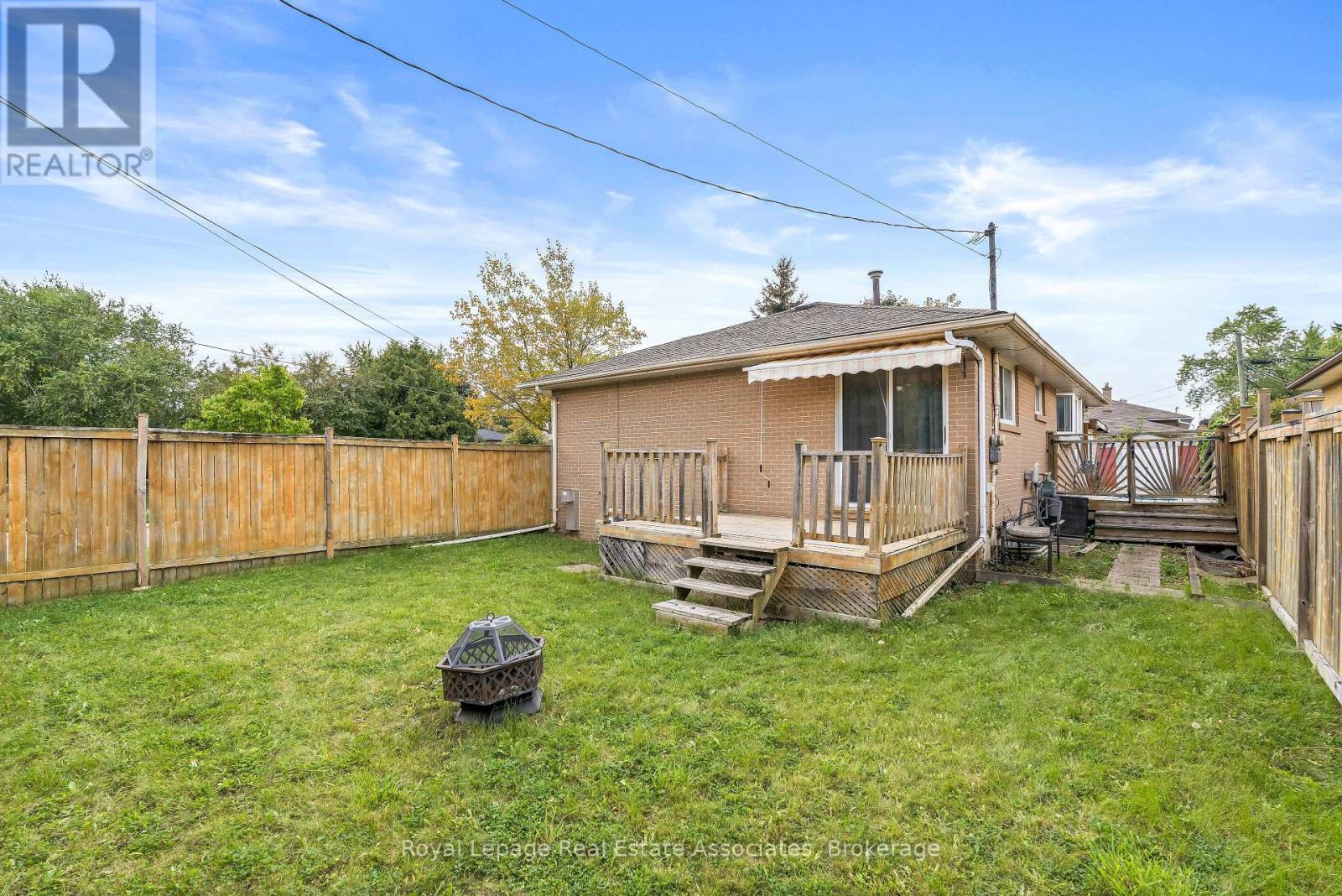 79 Duncan Drive, Halton Hills, Ontario  L7G 4M4 - Photo 20 - W12432793