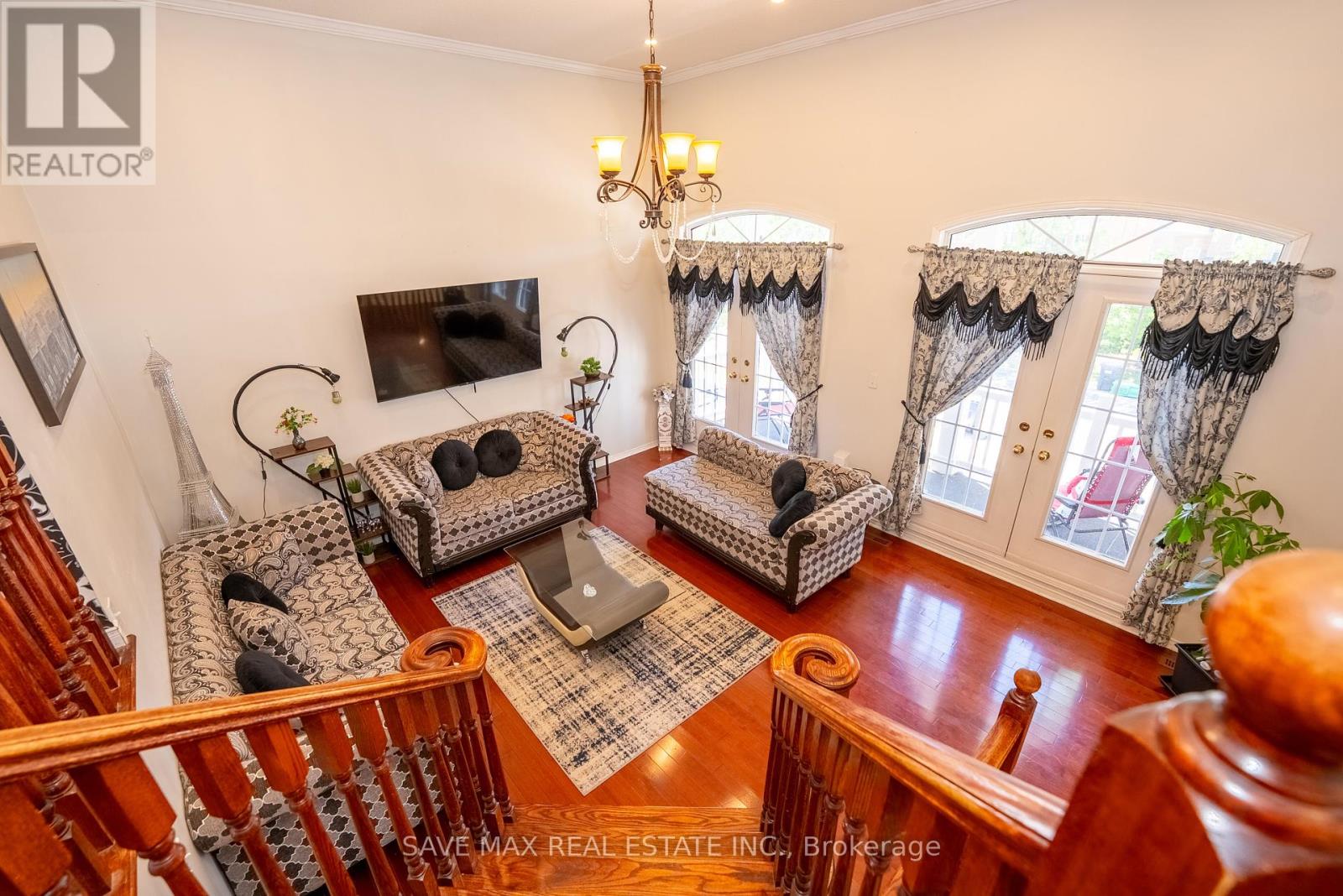 23 Edenvalley Road, Brampton, Ontario  L7A 2M6 - Photo 16 - W12432827