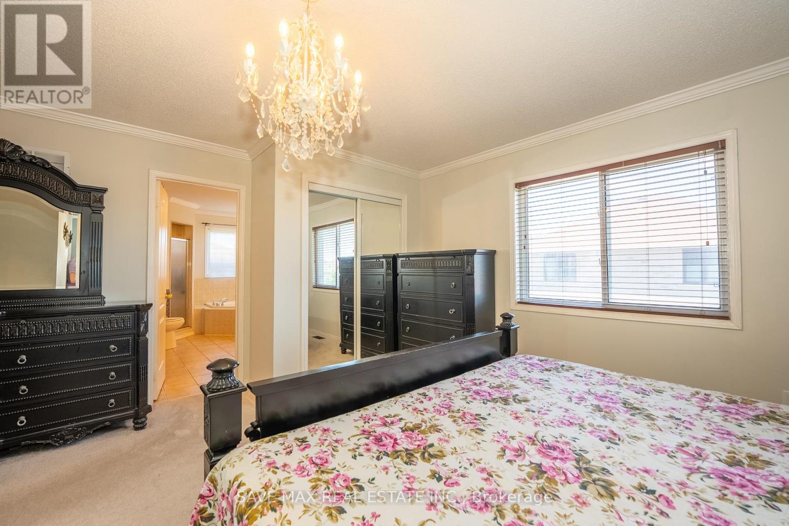 23 Edenvalley Road, Brampton, Ontario  L7A 2M6 - Photo 22 - W12432827