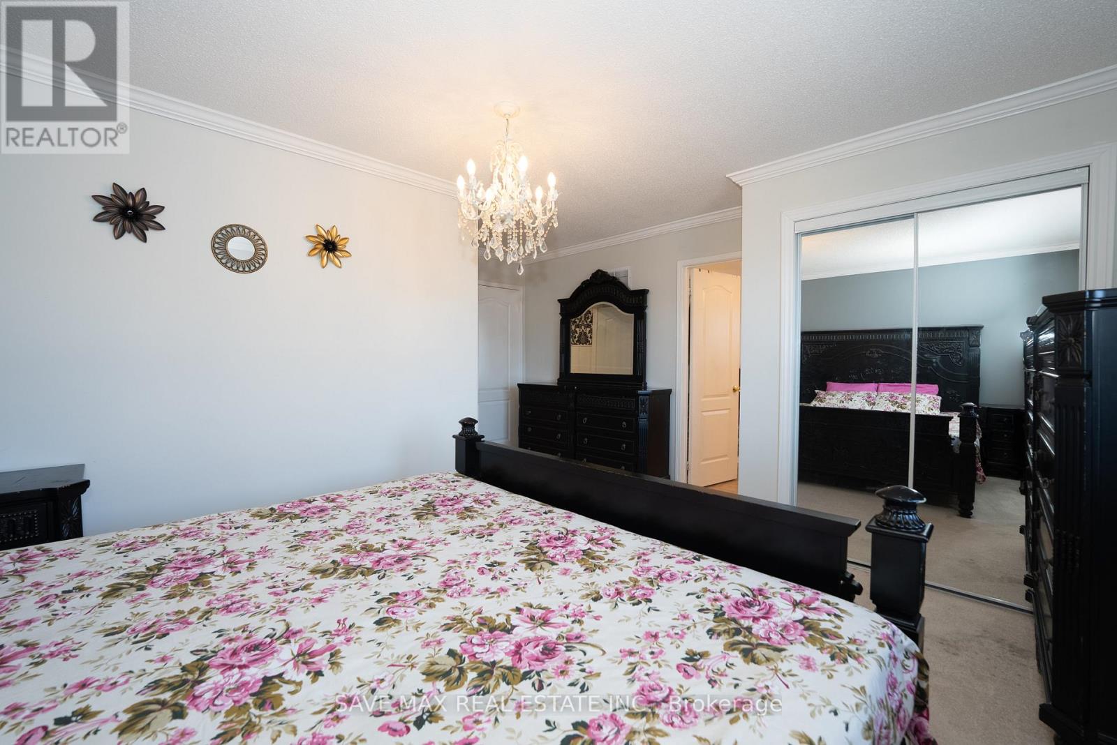 23 Edenvalley Road, Brampton, Ontario  L7A 2M6 - Photo 23 - W12432827