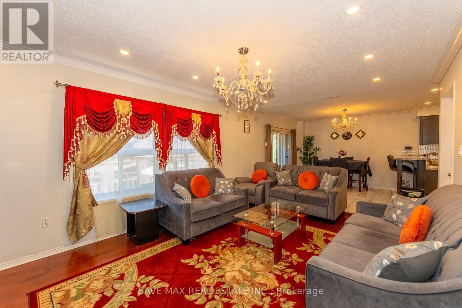 23 Edenvalley Road, Brampton, Ontario  L7A 2M6 - Photo 6 - W12432827