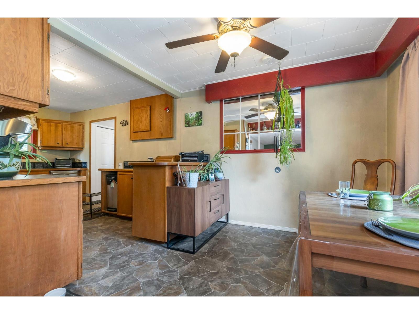 33581 Dewdney Trunk Road, Mission, British Columbia  V2V 6Y3 - Photo 21 - R3053217
