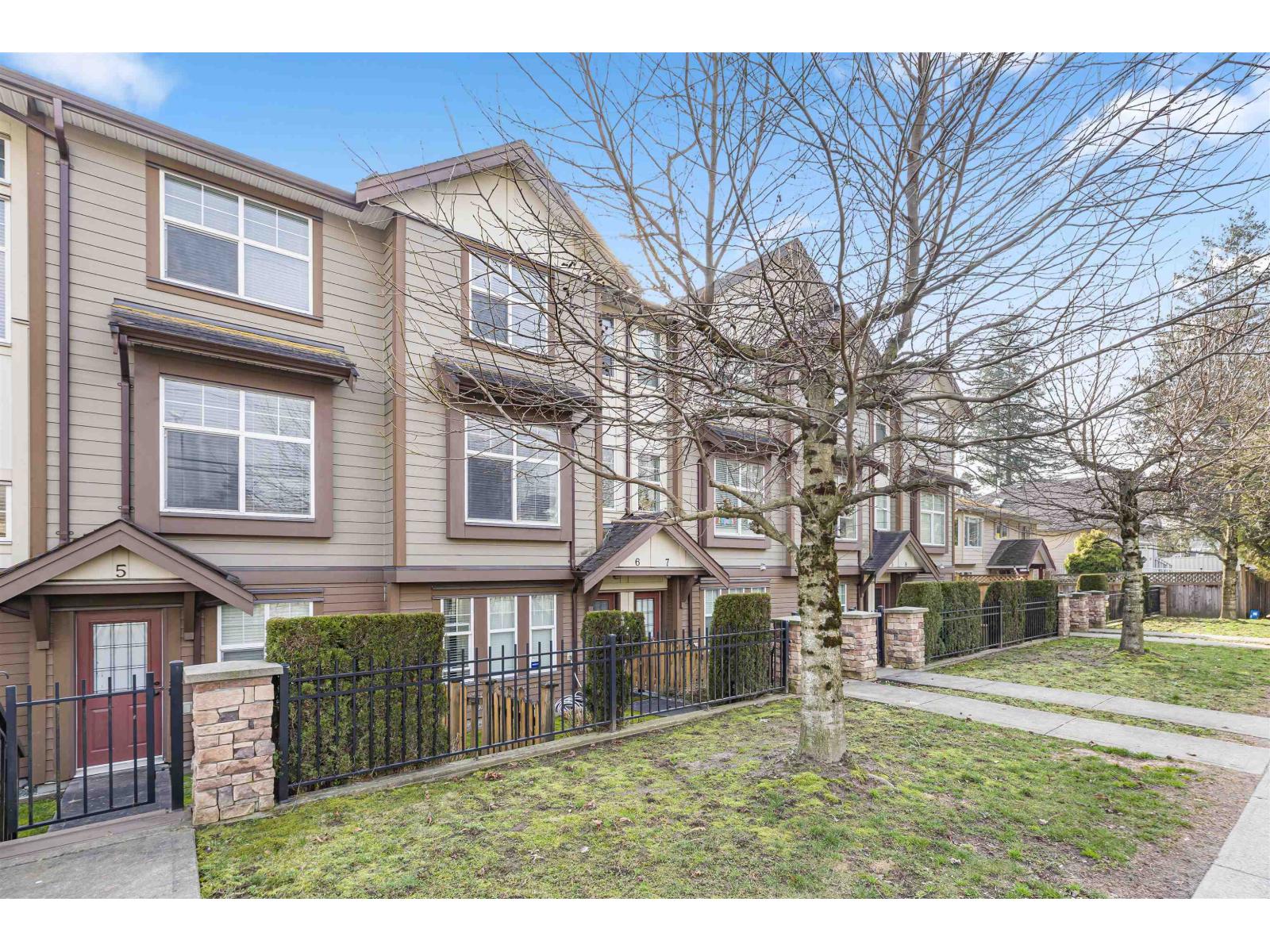 6 33860 Marshall Road, Abbotsford, British Columbia  V2S 0E8 - Photo 2 - R3053235
