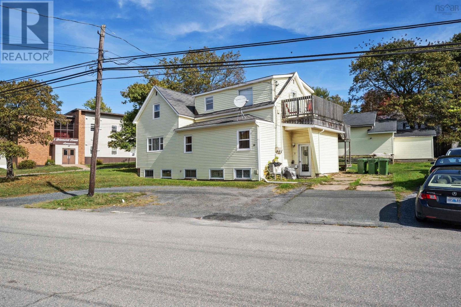 90 High Street, Trenton, Nova Scotia