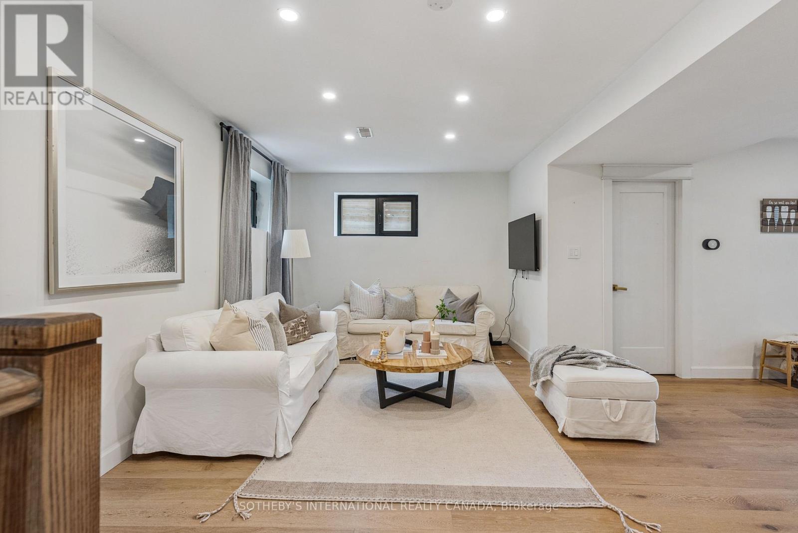 25 Silver Birch Street, Kawartha Lakes, Ontario  K0M 1L0 - Photo 6 - X12432712