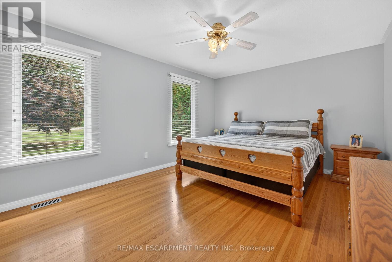 2320 Hendershot Road, Hamilton, Ontario  L0R 1C0 - Photo 22 - X12432715