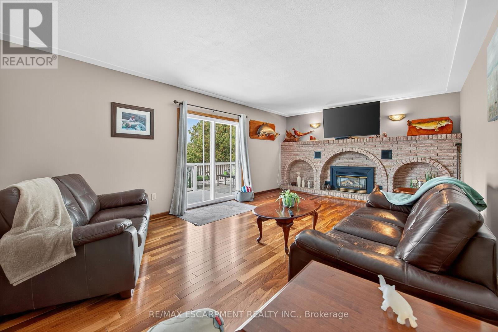 2320 Hendershot Road, Hamilton, Ontario  L0R 1C0 - Photo 5 - X12432715