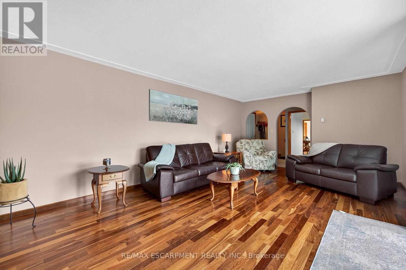 2320 Hendershot Road, Hamilton, Ontario  L0R 1C0 - Photo 8 - X12432715