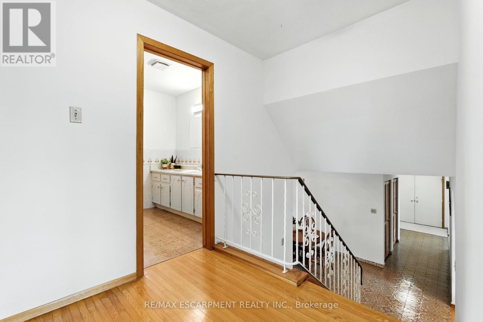 100 Taymall Street, Hamilton, Ontario  L8W 1Z4 - Photo 18 - X12432736