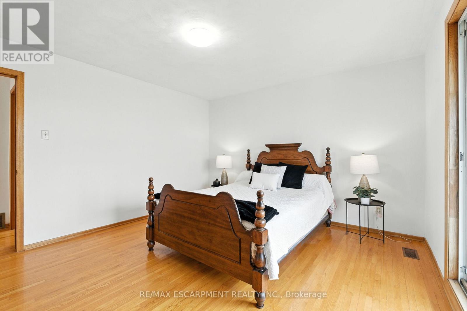 100 Taymall Street, Hamilton, Ontario  L8W 1Z4 - Photo 20 - X12432736
