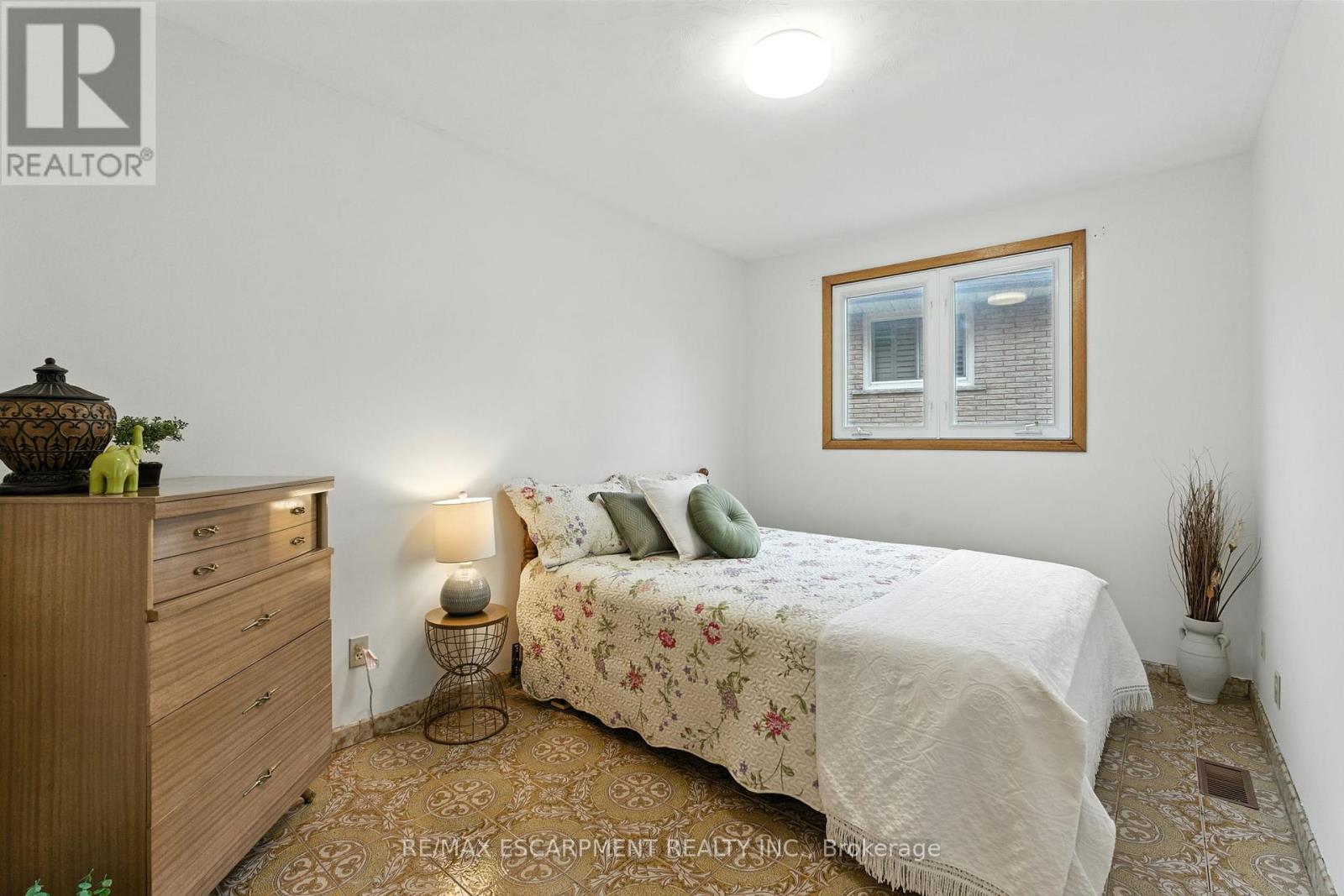 100 Taymall Street, Hamilton, Ontario  L8W 1Z4 - Photo 34 - X12432736