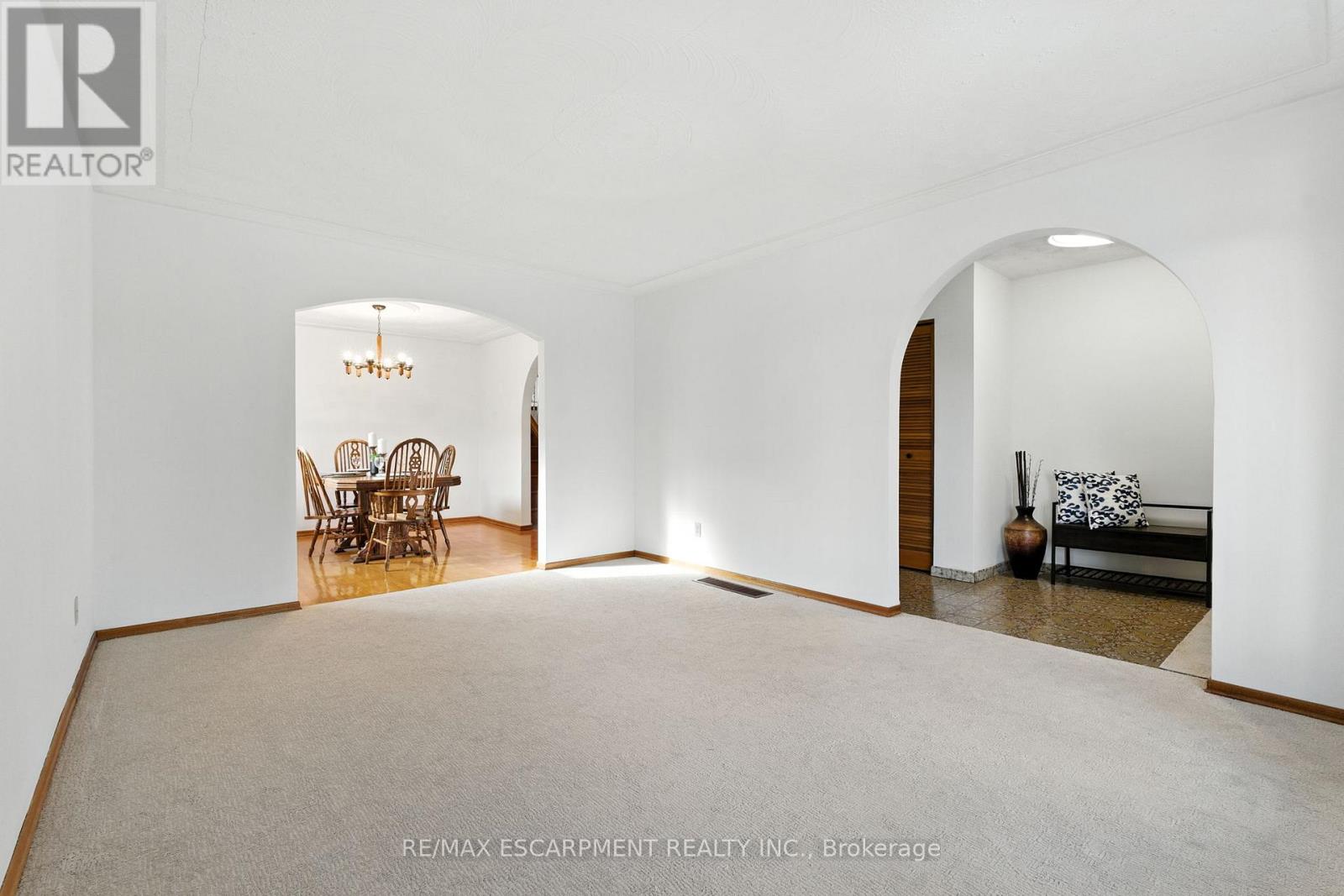 100 Taymall Street, Hamilton, Ontario  L8W 1Z4 - Photo 8 - X12432736