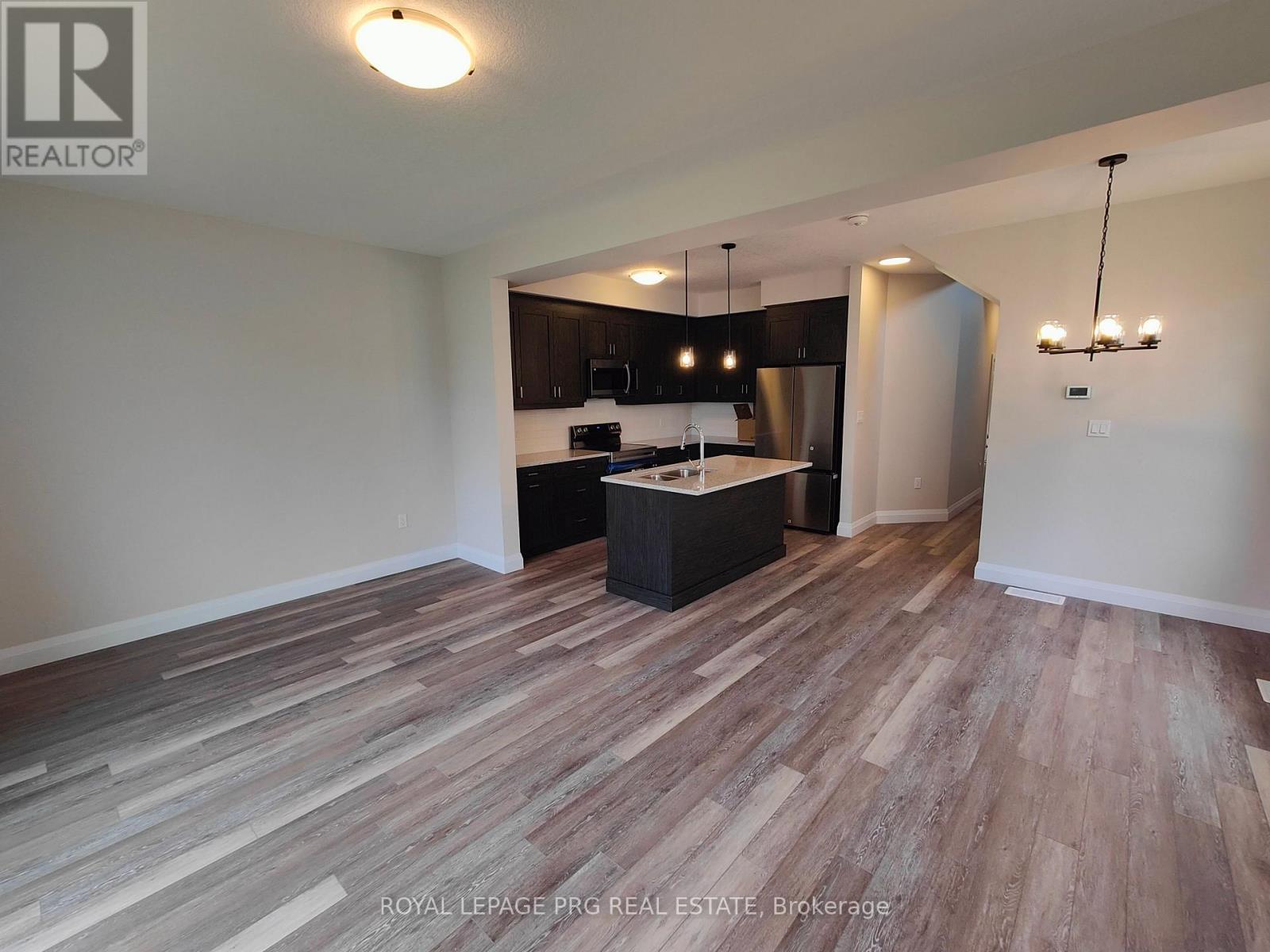 6 - 143 Elgin Street N, Cambridge, Ontario  N1R 0E1 - Photo 3 - X12432744