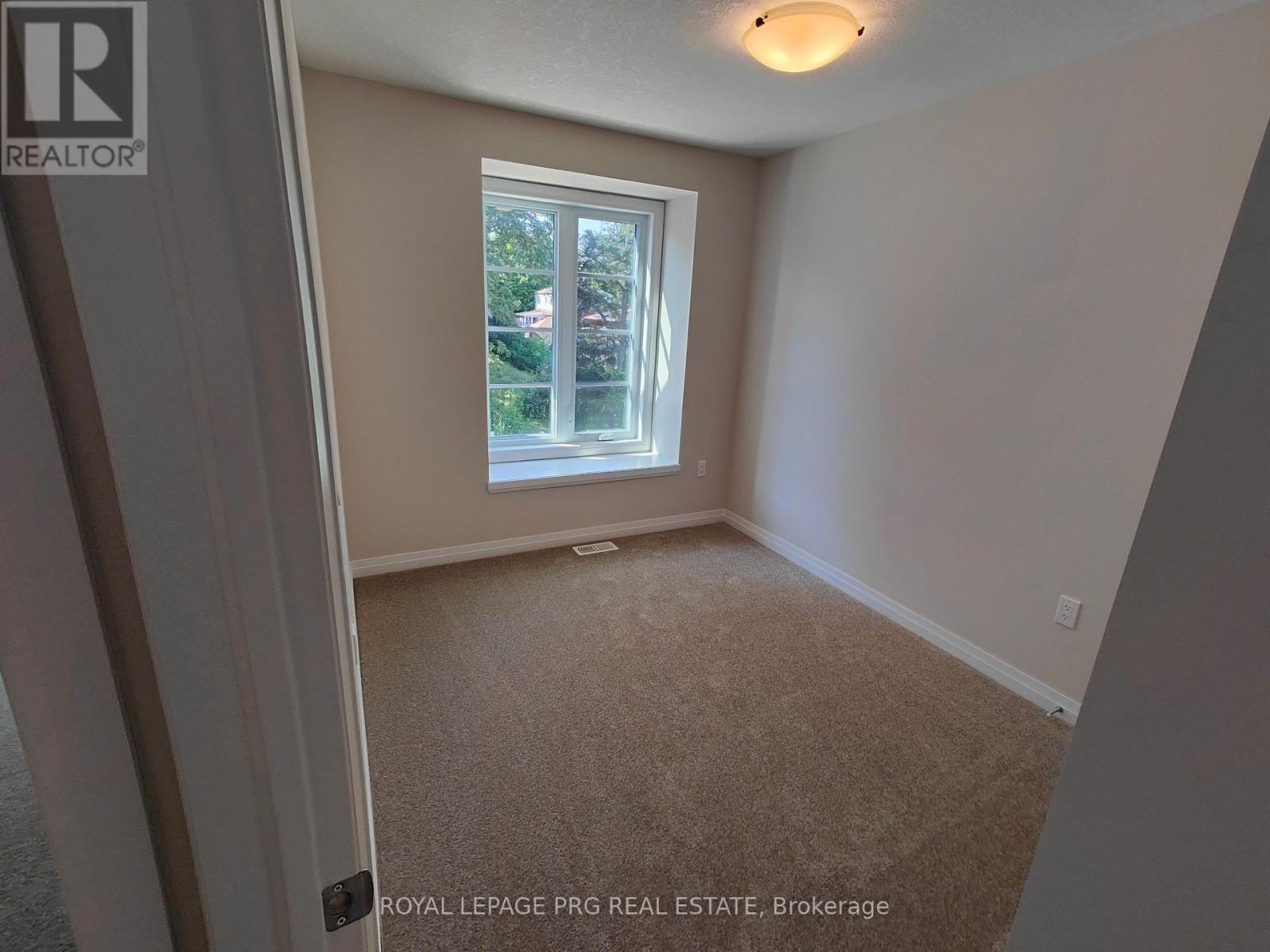 6 - 143 Elgin Street N, Cambridge, Ontario  N1R 0E1 - Photo 9 - X12432744