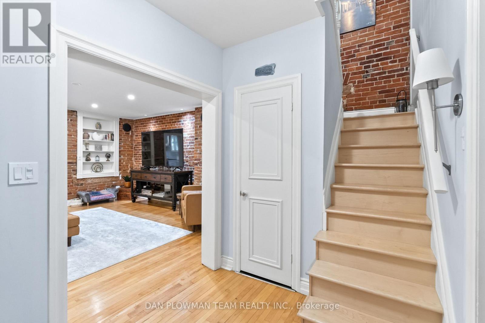 20-22 John Street, Port Hope, Ontario  L1A 2Z2 - Photo 5 - X12432754