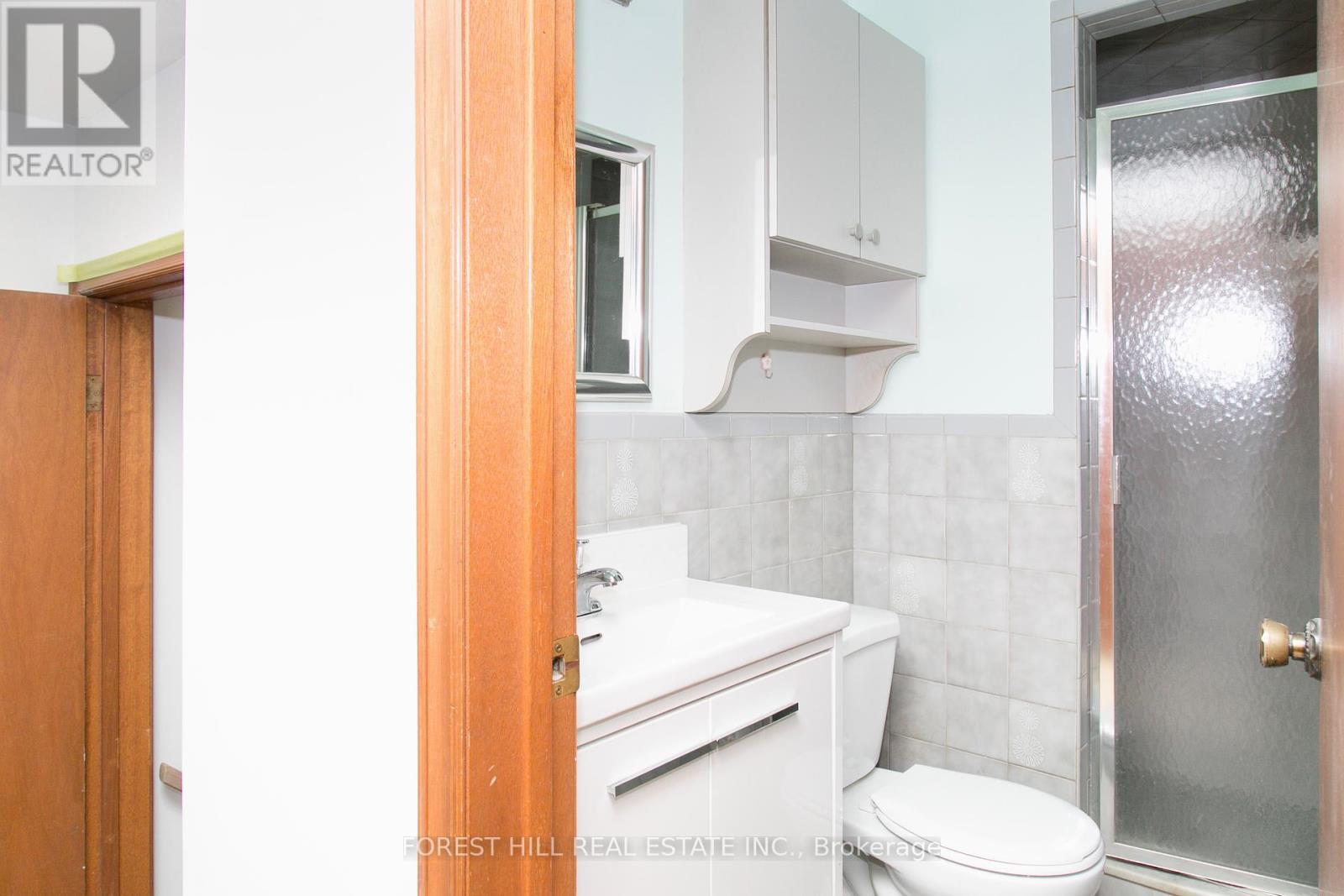 2755 Lionel Drive, Windsor, Ontario  N8X 4X5 - Photo 7 - X12432755